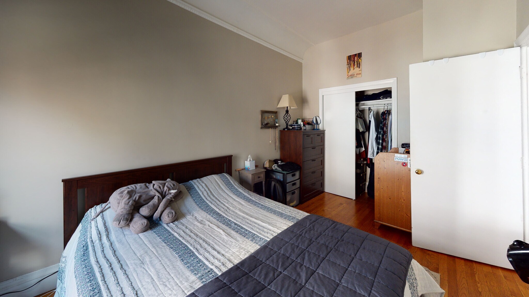 Building Photo - 856 Beacon St