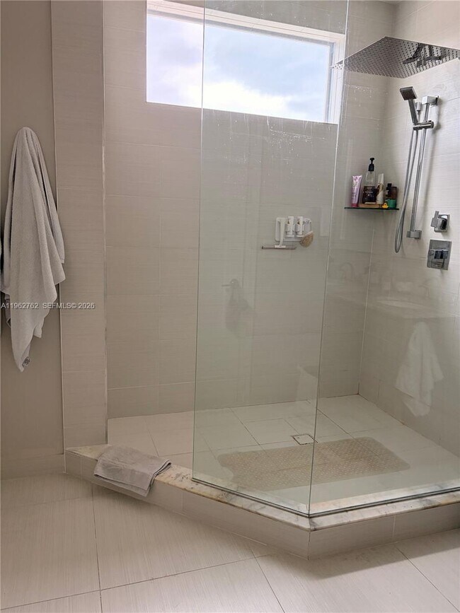 Building Photo - 10416 NW 66th St