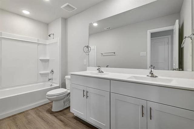 Building Photo - 422 Wydown Dr