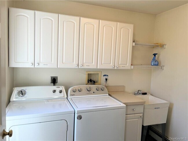 Building Photo - 189 Fair St