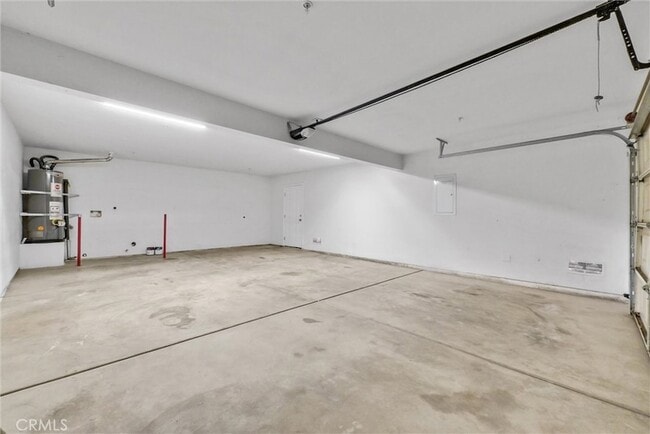 Building Photo - 9321 Sage Ave