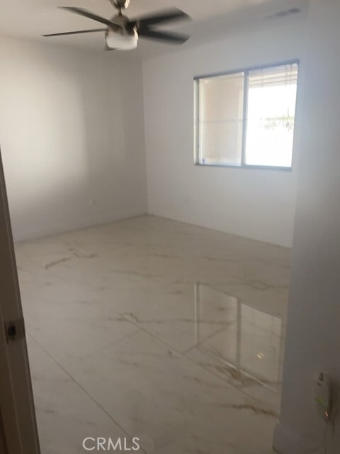 Building Photo - 26539 Vineland Cir