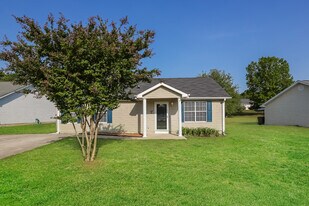Building Photo - 408 Raspberry Ln