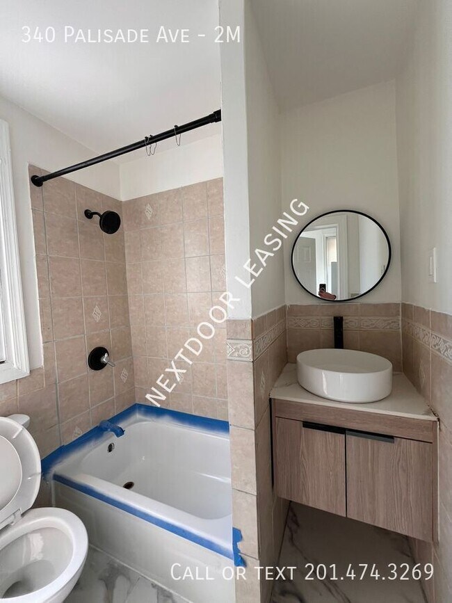 Building Photo - 340 Palisade Ave