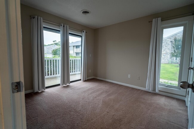 Building Photo - 4712 Cobblestone Dr