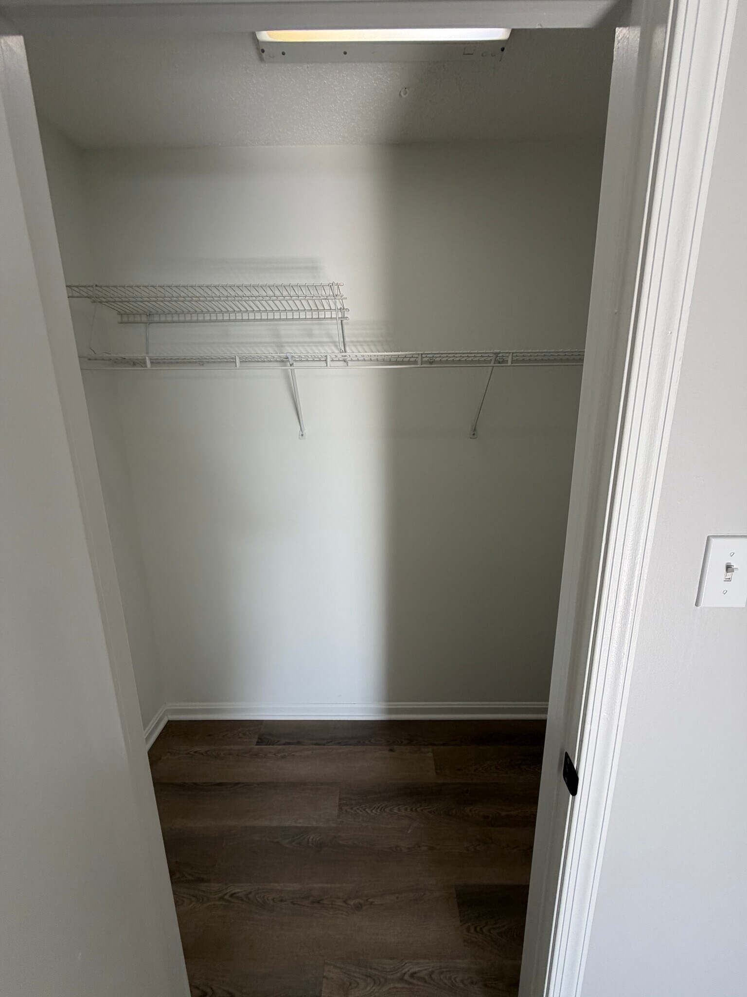 Building Photo - 3121 Patrick Henry Dr