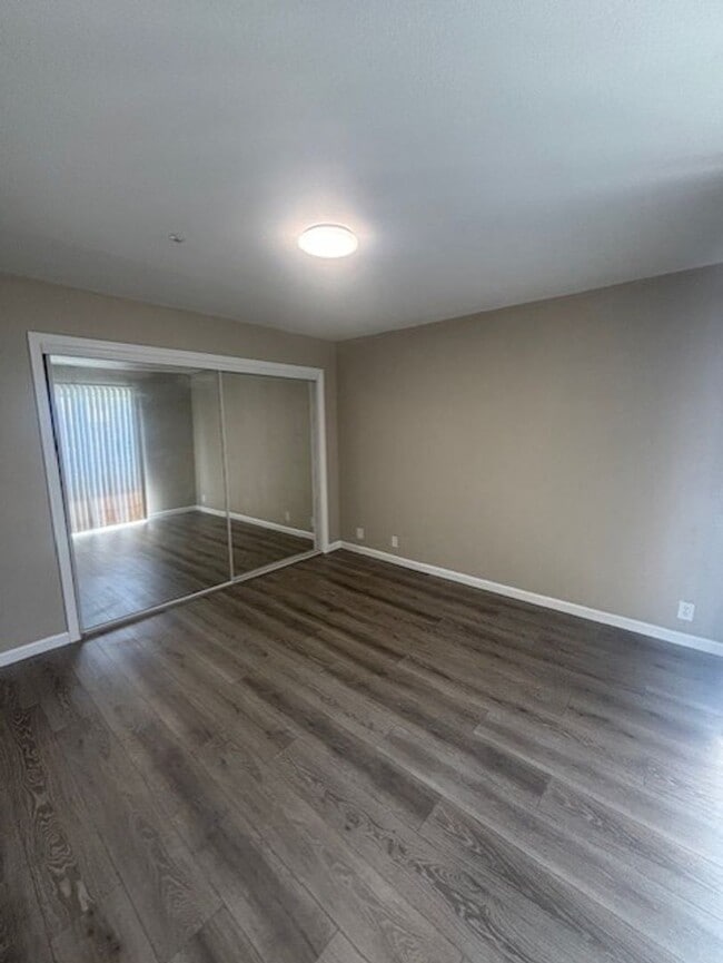 Building Photo - Your Pismo Escape: Stylish 2BR with Fireplace, Patio & Beach Proximity
