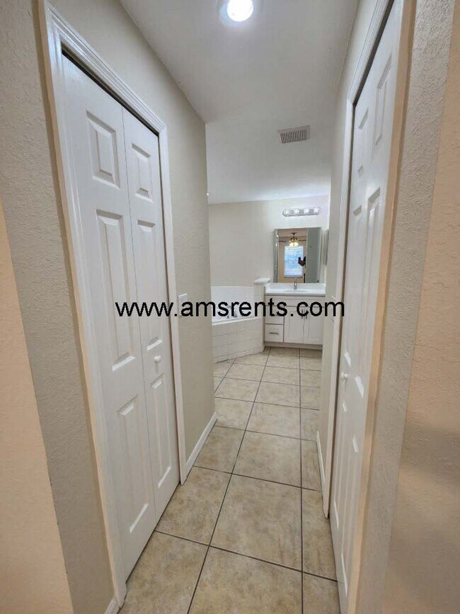 Building Photo - 149 Conch Dr