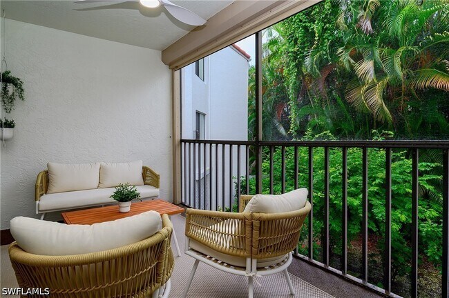 Building Photo - 592 Beachwalk Cir