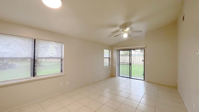 Building Photo - 11640 Anjali Ct
