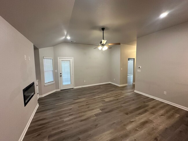 Building Photo - 4bd/2ba in Temple, TX