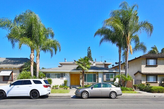 Building Photo - Downey Apts