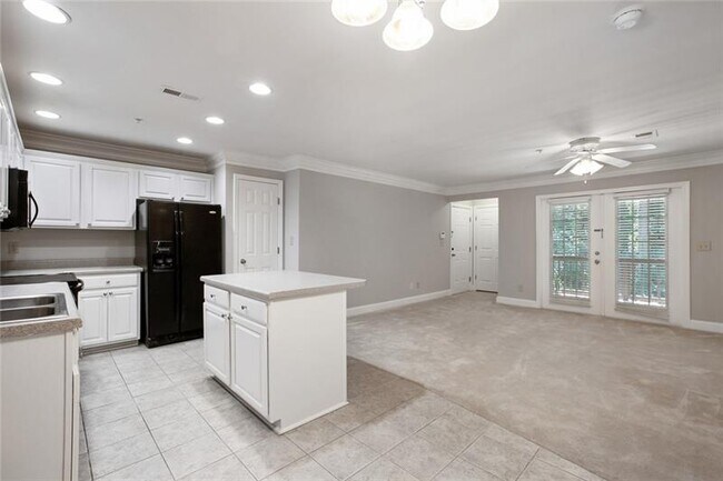 Building Photo - 308 Madison Ct