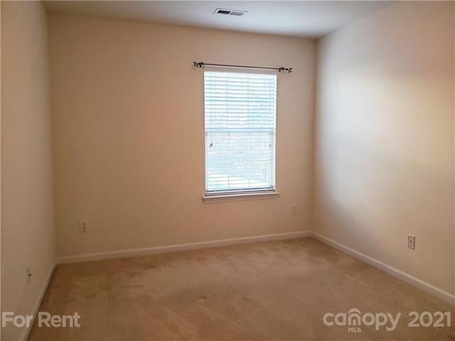 Building Photo - 14649 Lions Paw St