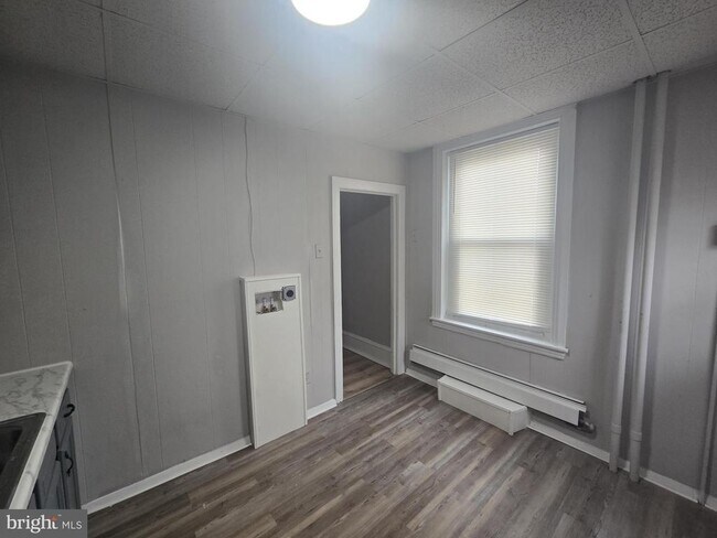 Building Photo - 6700 Keystone St