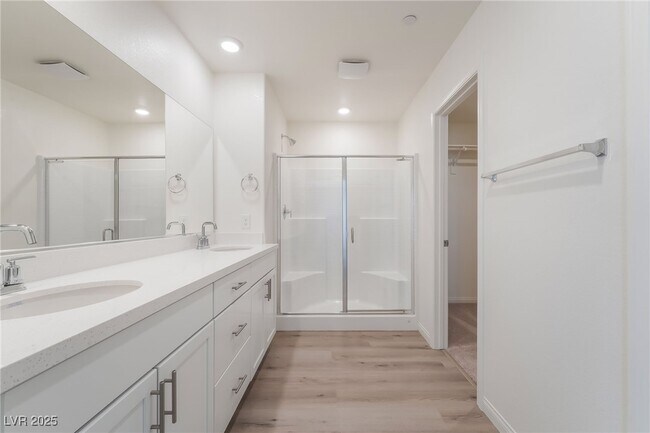 Building Photo - 1027 Gentle Swan