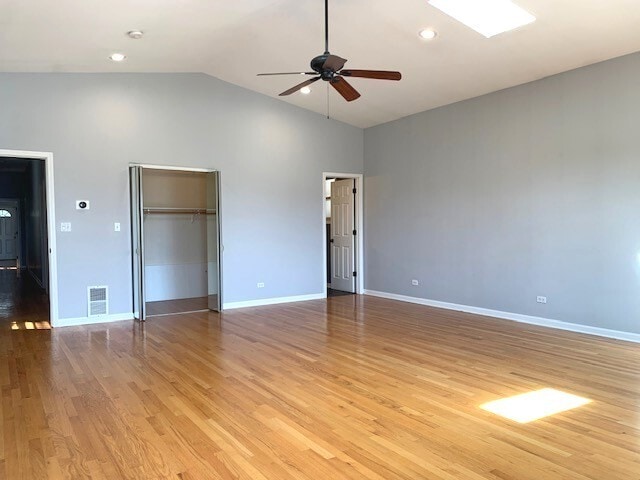 Building Photo - 1327 W Walton St