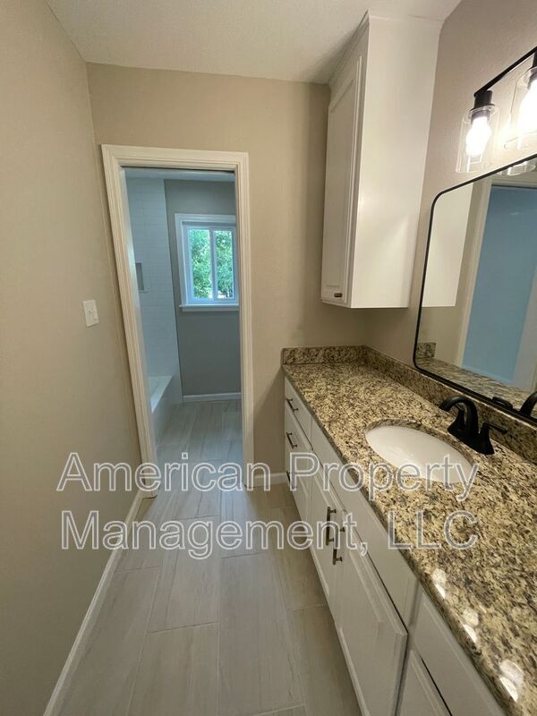 Building Photo - 7526 E 55th Pl