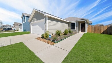 Building Photo - 8410 Bermuda Blue Rd