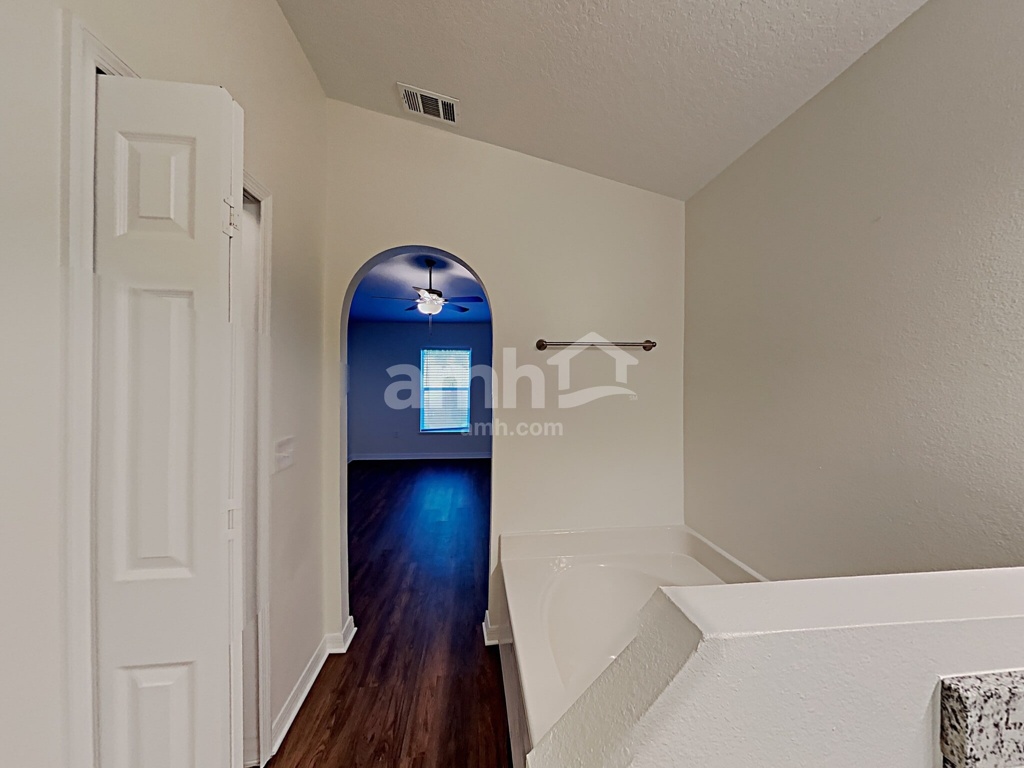 Building Photo - 520 Brown Bear Way