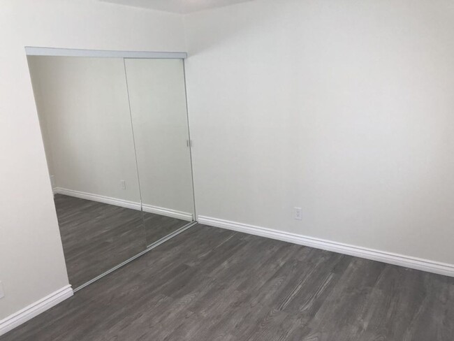 Building Photo - 1930 E Kirkwood Ave