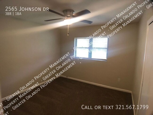 Building Photo - 2565 Johnson Dr