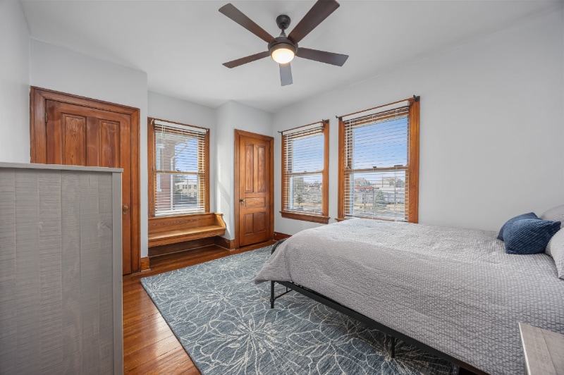 Building Photo - 2123 Cameron Ave