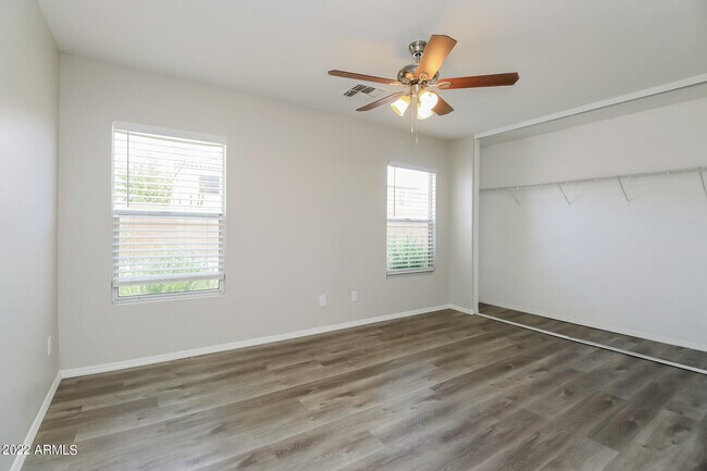 Building Photo - 4147 E Sierrita Rd