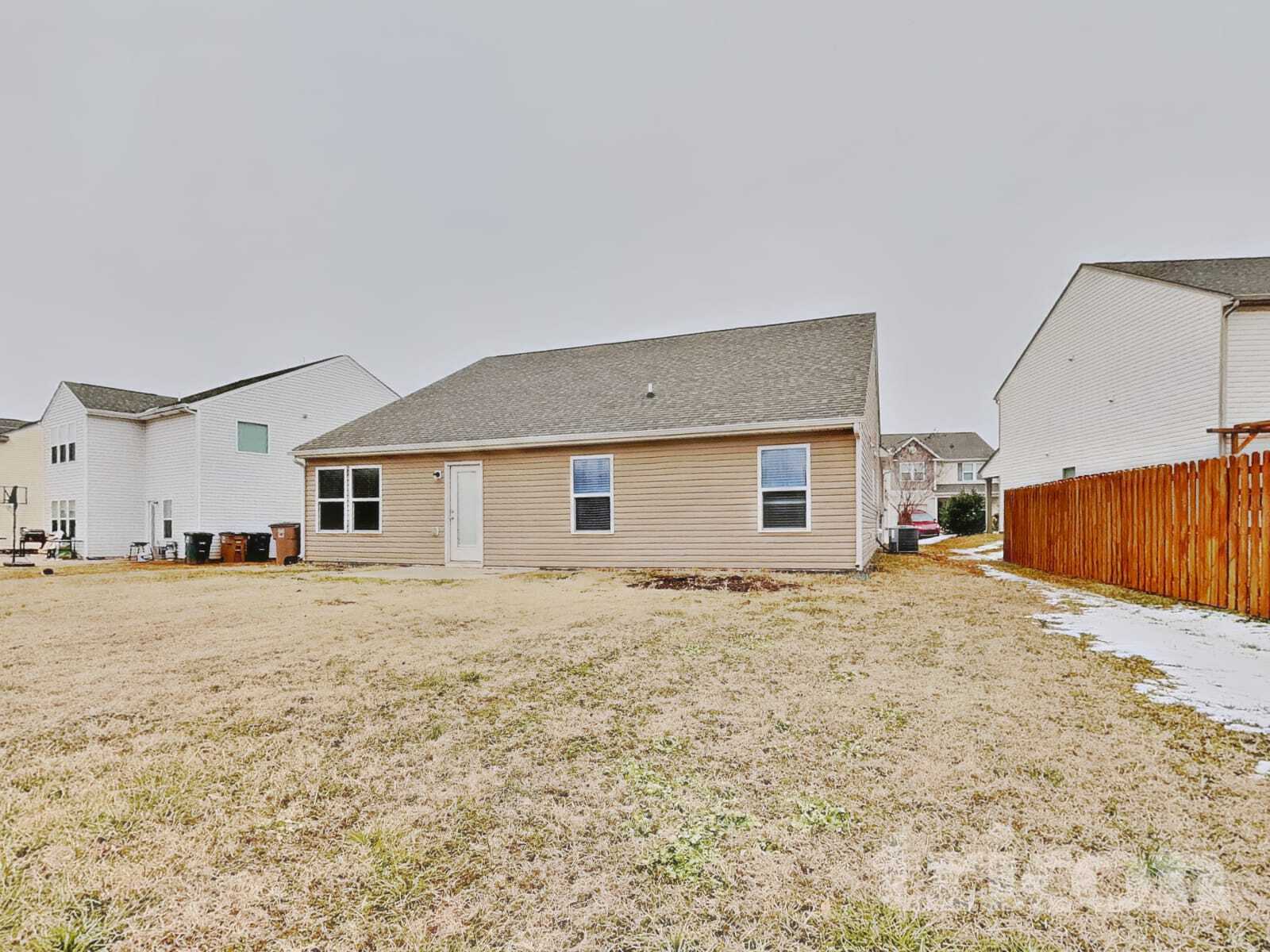 Building Photo - 5008 Shorthorn Way