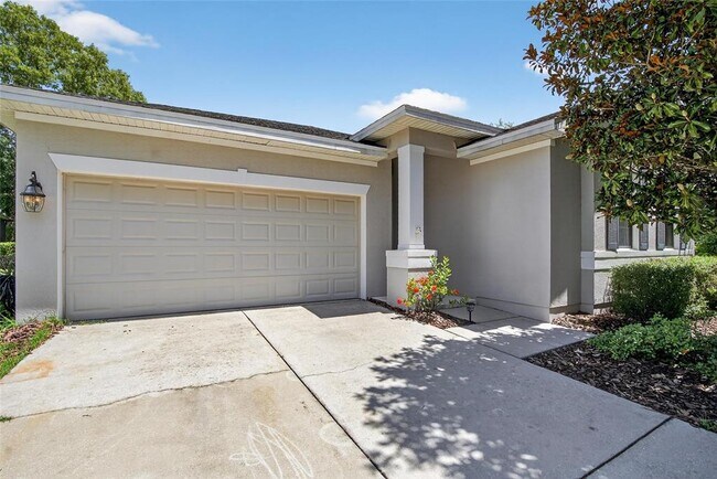 Building Photo - 15810 Starling Water Dr