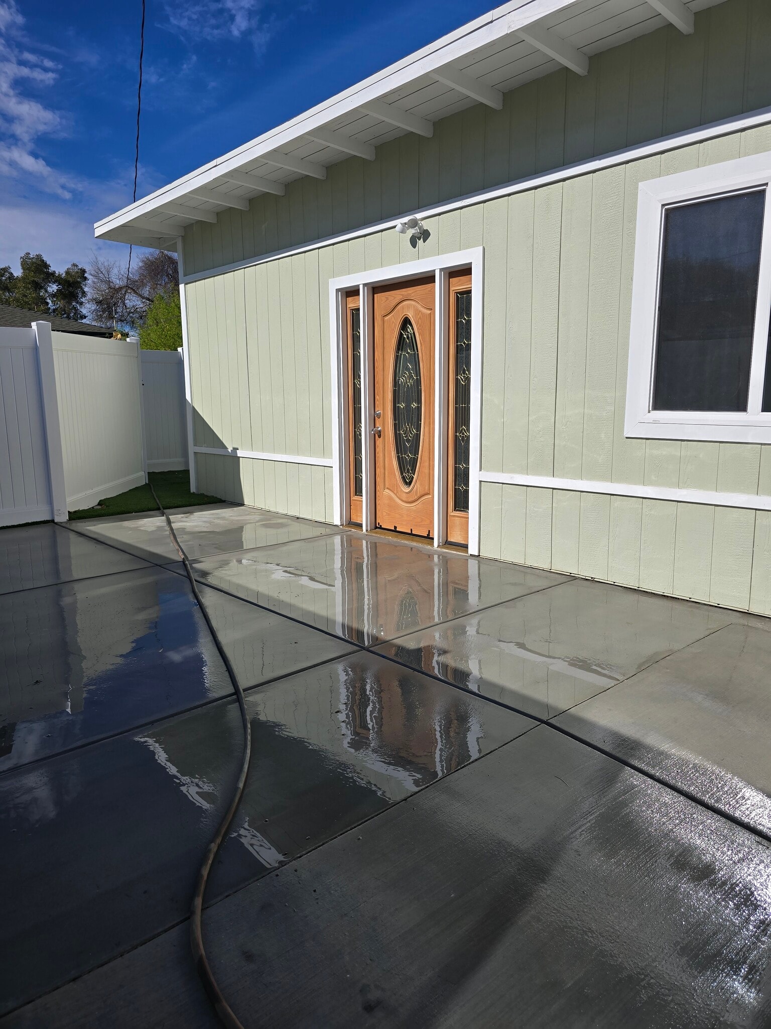 Building Photo - 3230 Cerritos Ave