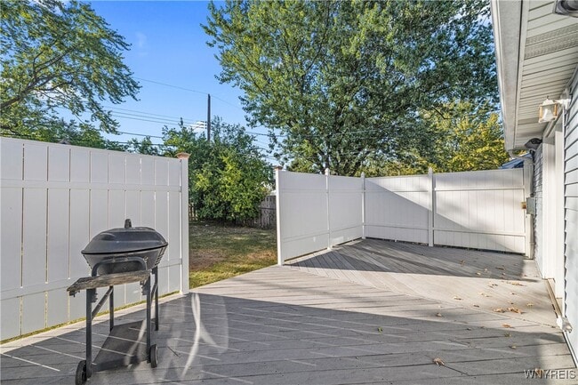 Building Photo - 110 Rosemont Dr