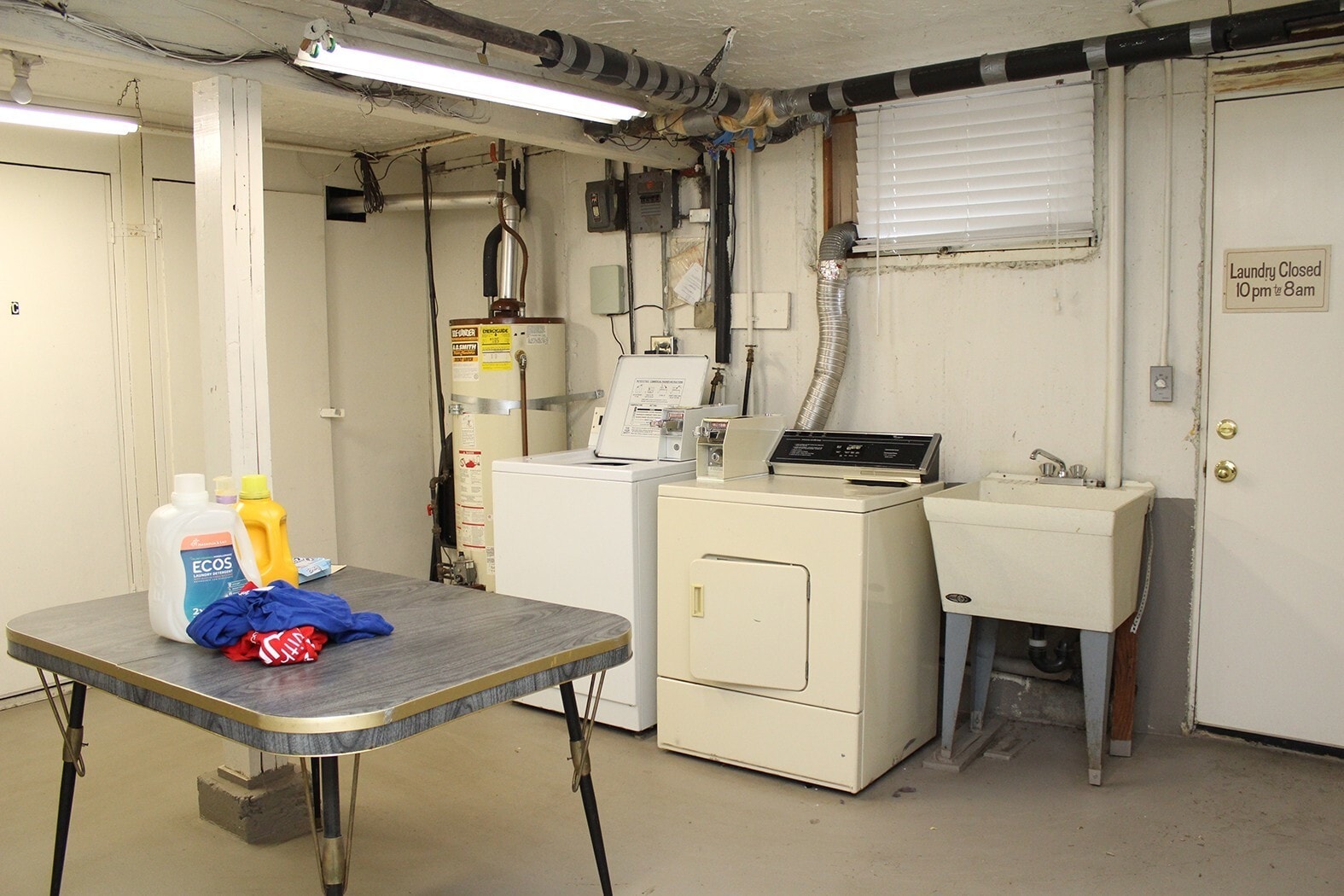 Building Photo - 1902-1910 N Kilpatrick St - Kenton