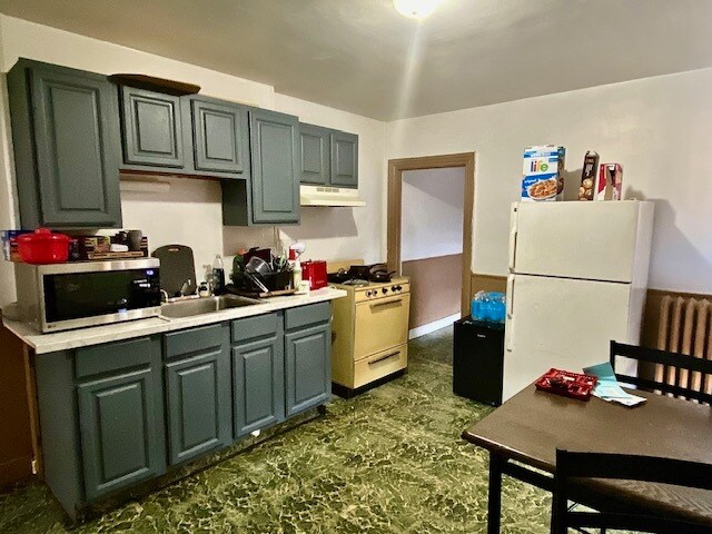 Building Photo - 110 S Prince St