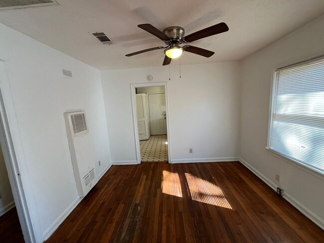 Building Photo - At Last, This Is What You’ve Been Searching For!! Call the office to schedule a tour.