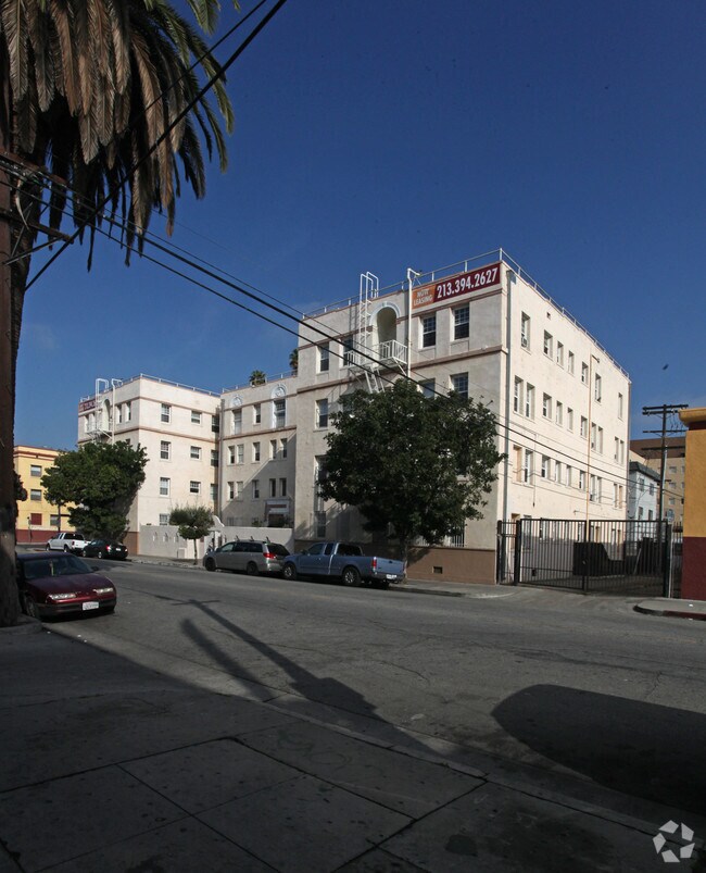 2121 W. 11th St. Apartments Los Angeles, CA Apartment Finder