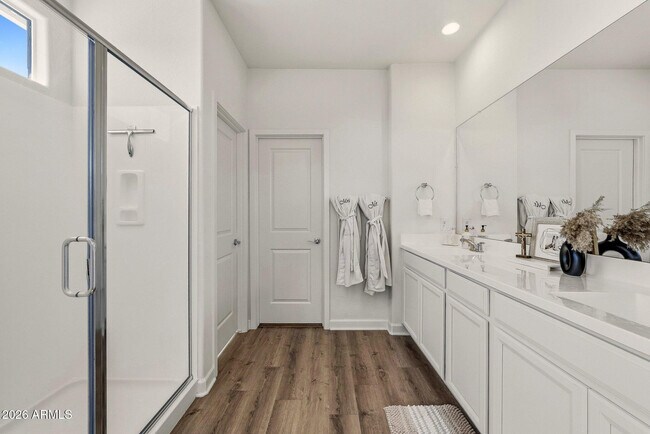 Building Photo - 35032 N Barrel Rd