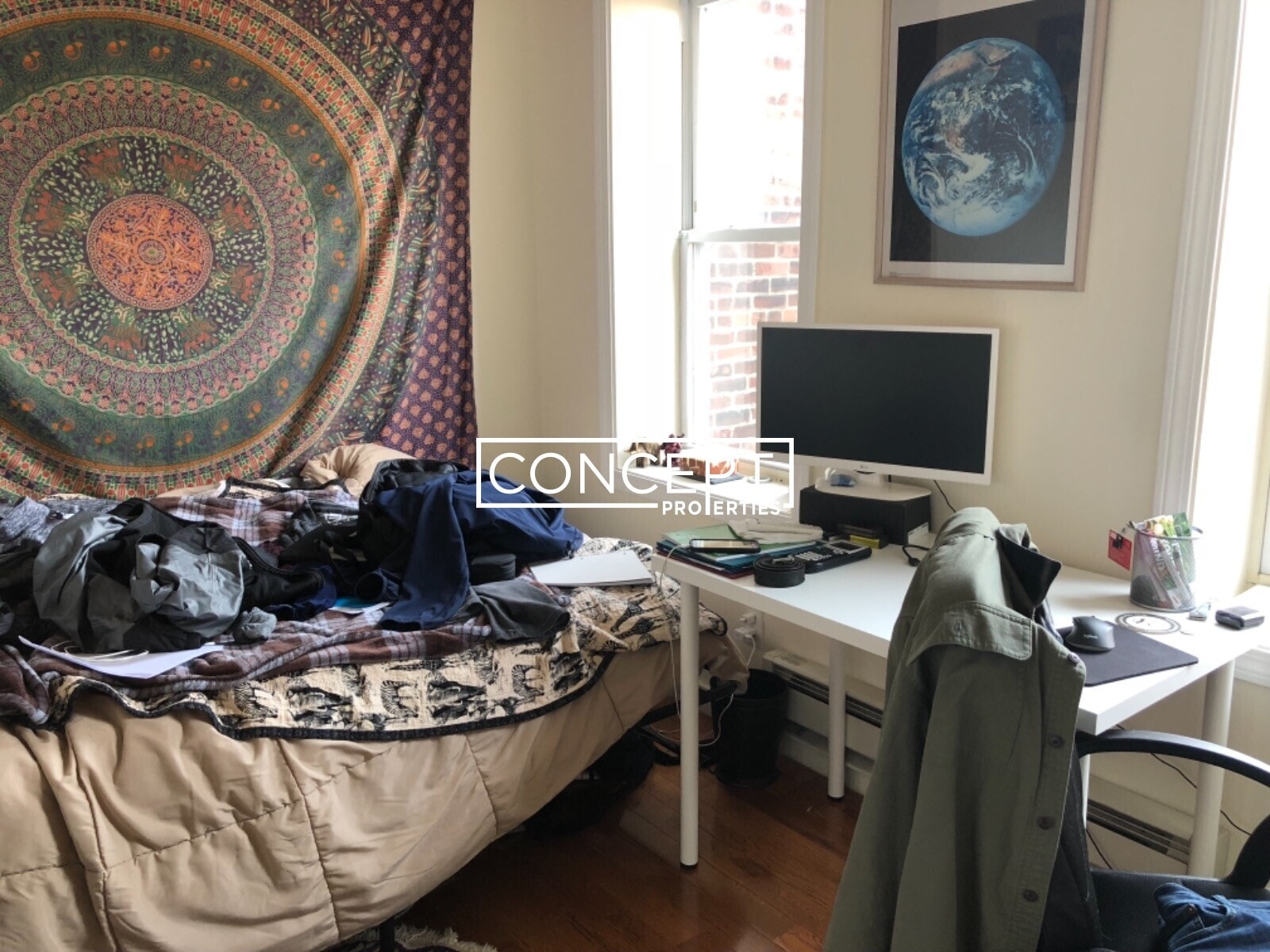 Building Photo - 37 Cooper St