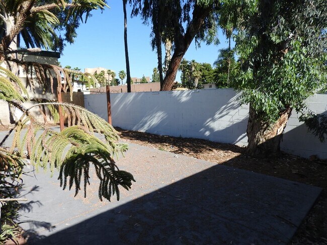 Building Photo - 149wisc