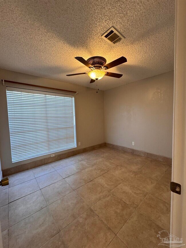 Building Photo - 6406 Antietam Dr