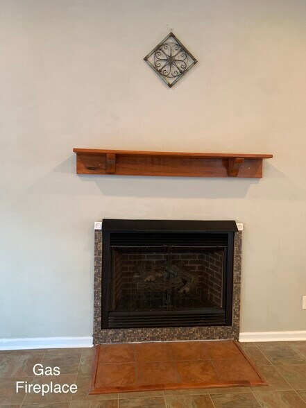 Building Photo - 2281 New Market Rd