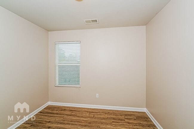 Building Photo - 132 Patriot Point Dr