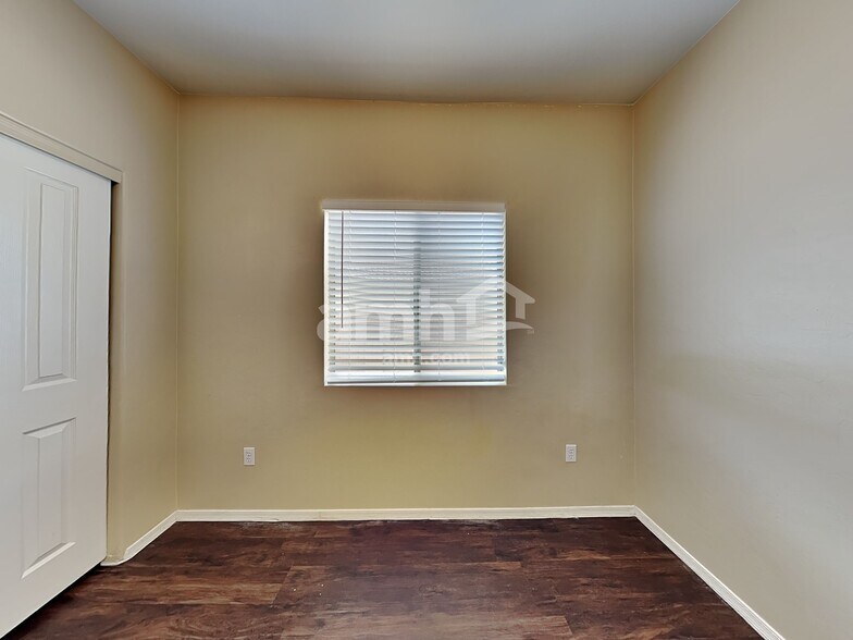 Building Photo - 11332 W Burning Sage St