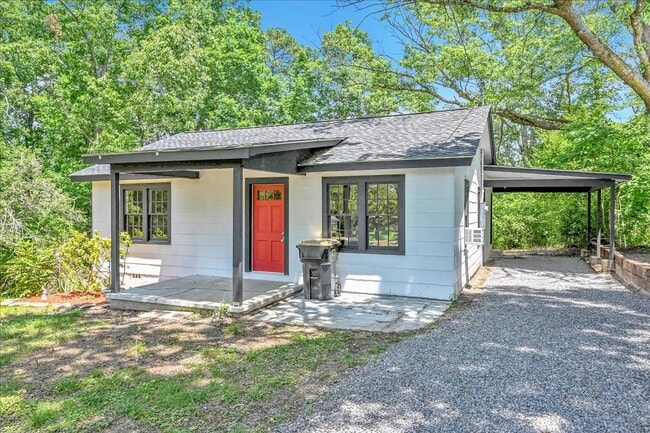 Primary Photo - 1506 2nd Way NE