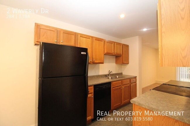 Building Photo - 2 Waverly Dr