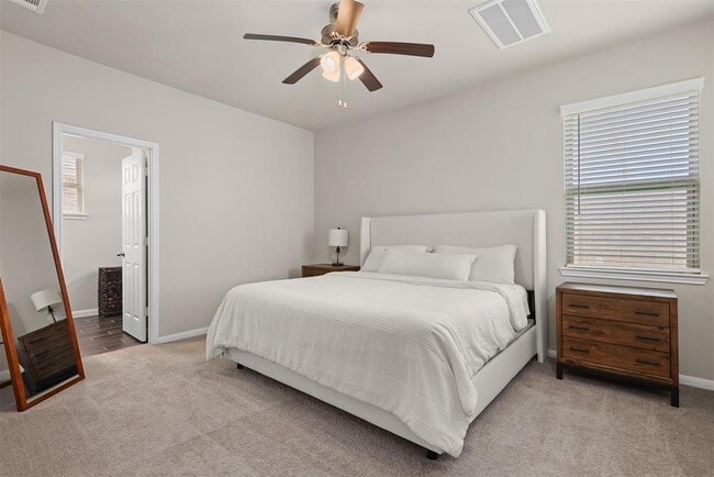 Building Photo - 13202 Villa Sola Dr