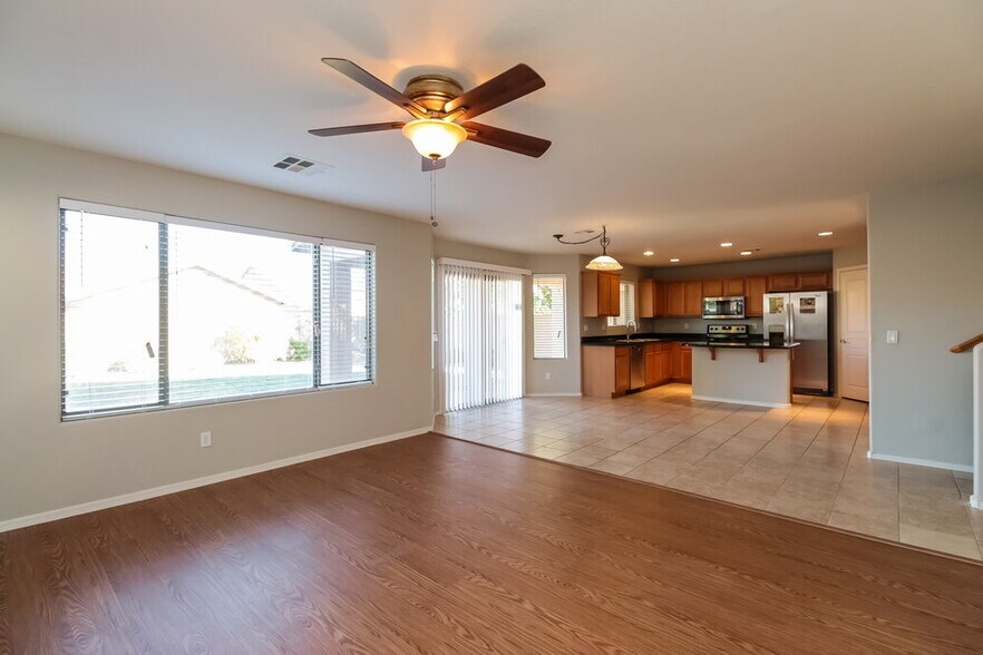 Building Photo - 3636 W South Butte Rd