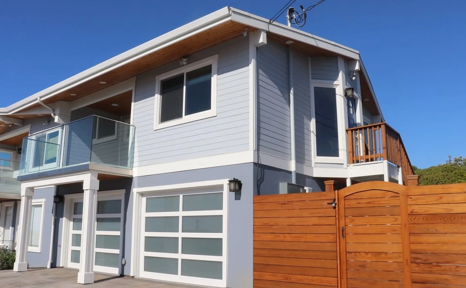 Primary Photo - 902 W Cliff Dr