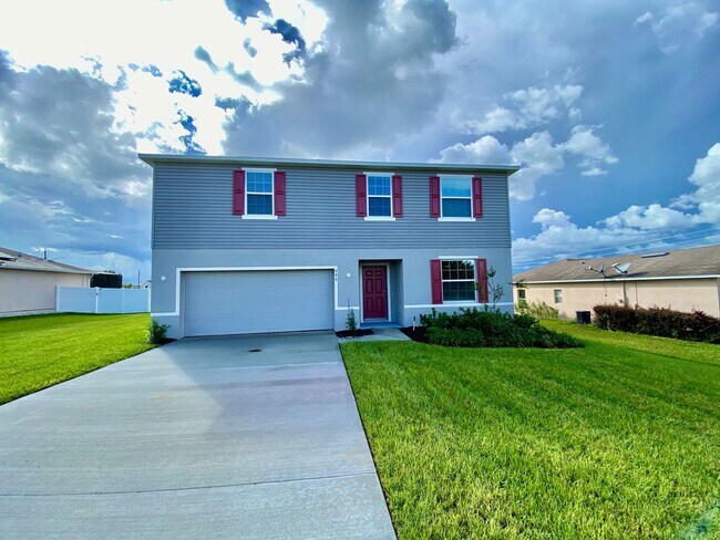 Building Photo - Beautiful Home for rent in Poinciana - 4 bed 2.5 bath plus large bonus room