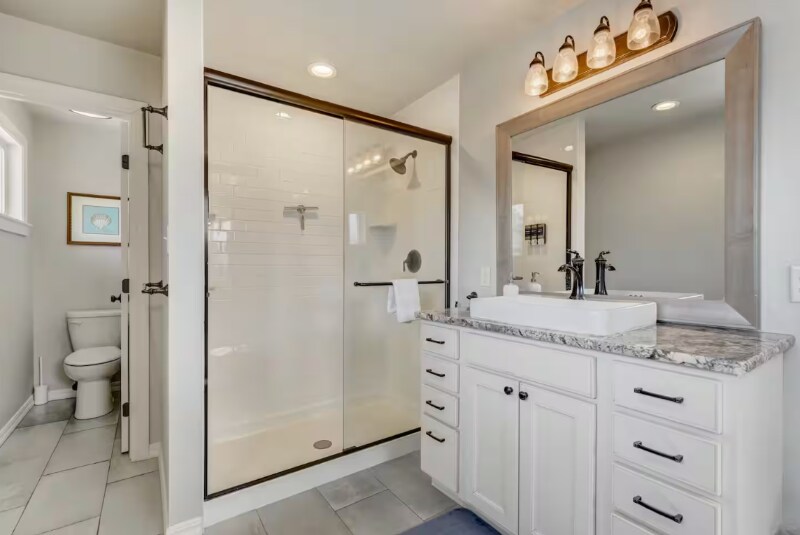 Building Photo - 2402 Patrician Way